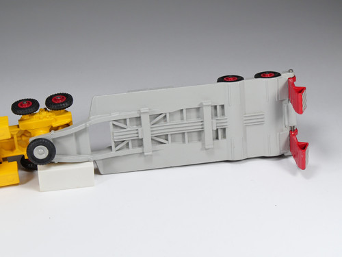 DINKY TOYS ENGLAND - 908 - Mighty Antar with Transformator - En