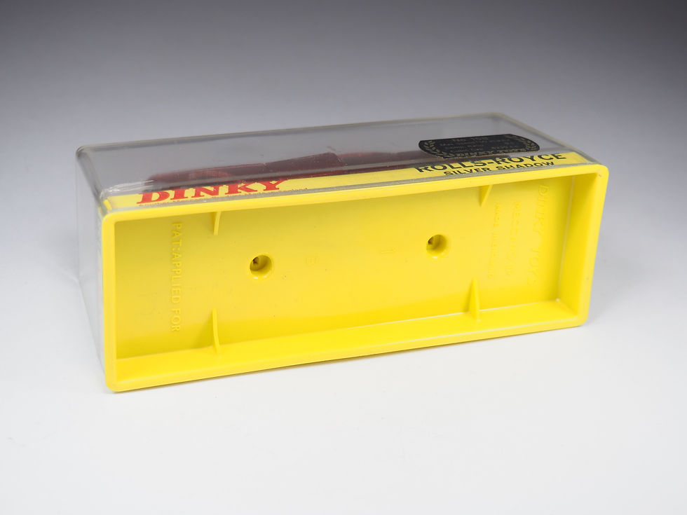 Thumbnail: DINKY TOYS ENGLAND - 158 - Rolls Royce Silver Shadow - Rouge métal - En boite