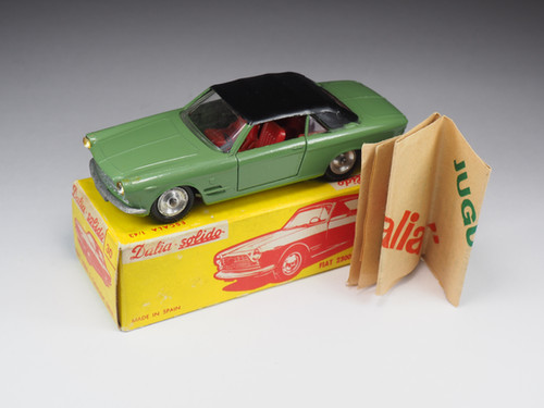 【piccolo】Dalia Solido 　NO.30FIAT2300 Dalia-Solido 30 Fiat 2300 Virtually Mint/Boxed – JK DIE-CAST