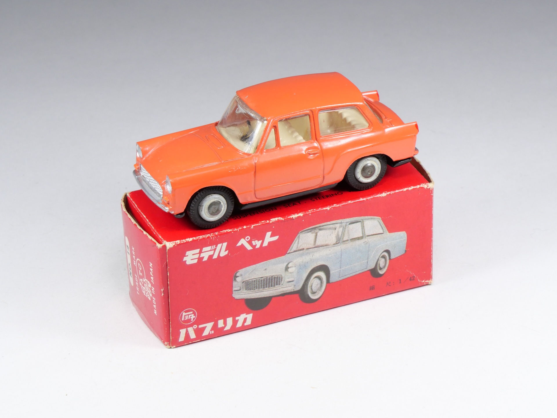 ASAHI ATC - Model Pet - 14 - 1961 Toyota Publica - Rose Saumon - En boite