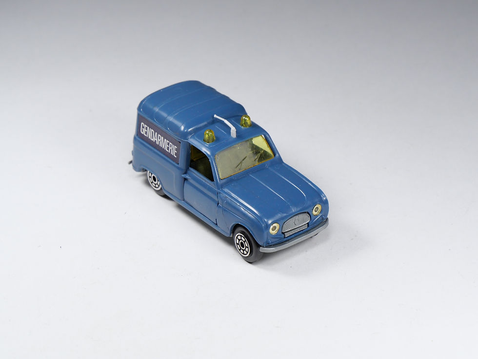 Thumbnail: NOREV - SÉRIE LUXE / PLASTIGAM - 212 - R4 Gendarmerie - En boite