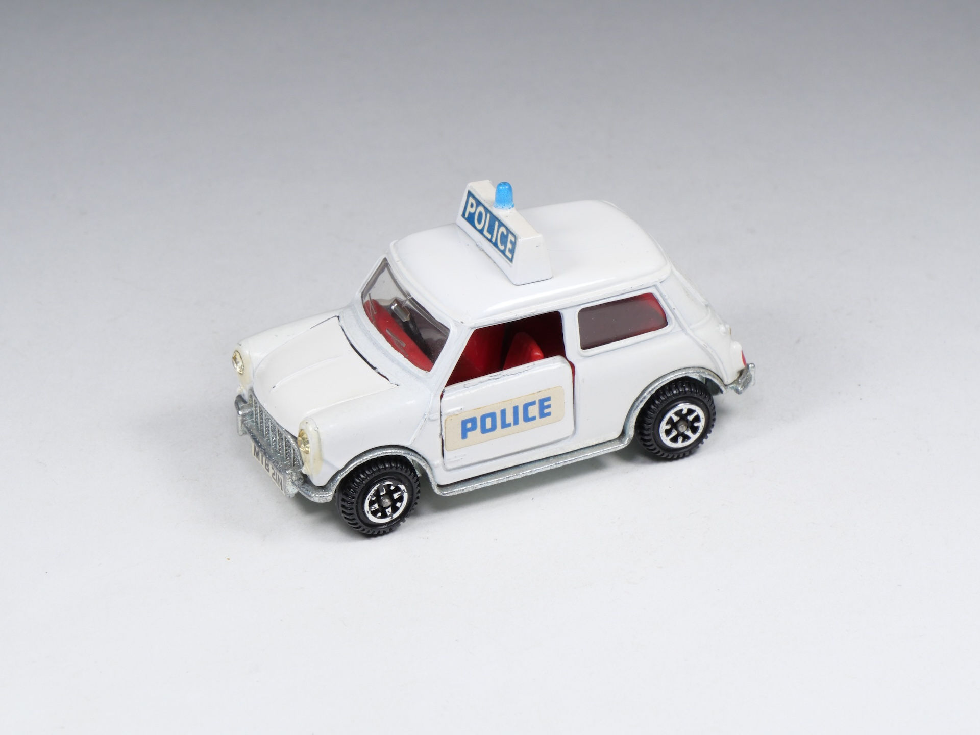 DINKY TOYS ENGLAND - 250 - Police Mini Cooper - 1/43