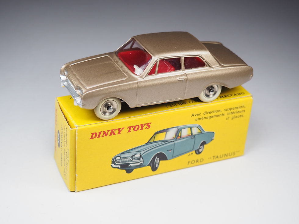 Dinky Toys France 559 Ford Taunus - Collection Dinky Toys France 559 Ford Taunus - Collection