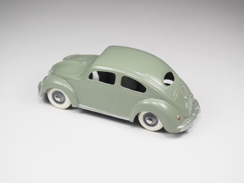 CORGI - 300 - Austin Healey Sports Car - Crème - En boite CORGI - 300 - Austin Healey Sports Car - Crème - En boite