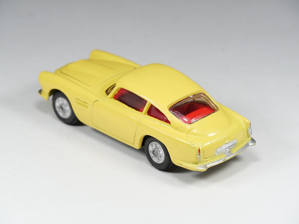 Miniatura: CORGI TOYS - 218 - Aston Martin DB4 - Roues moulées - En boite