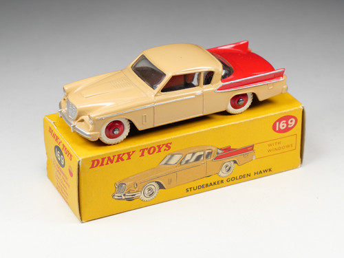 DINKY TOYS - 1/43 - ORIGINAL - ENGLAND - STUDEBAKER TANKER CASTROL - REF 441 DINKY TOYS - 1/43 - ORIGINAL - ENGLAND - STUDEBAKER TANKER CASTROL - REF 441