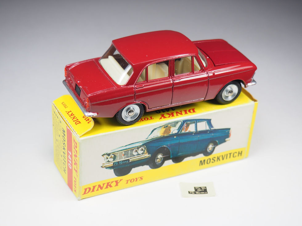 Dinky Toys Moskwitch ミニカー 1410 French Dinky Toys 1410 Moskvitch - QDT
