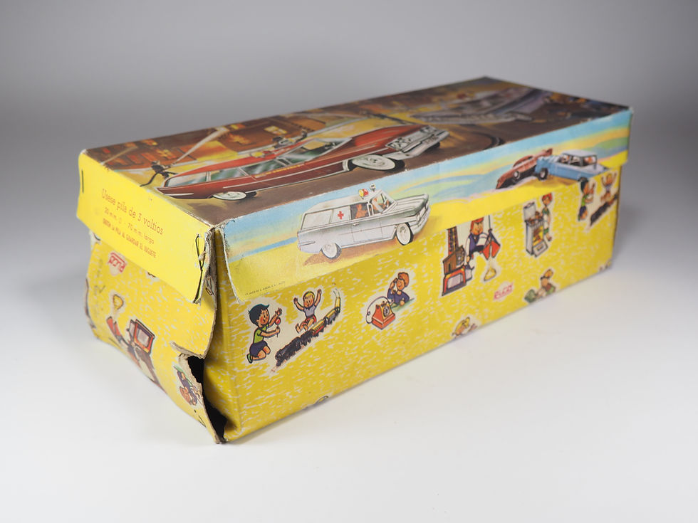 Miniatura: RICO - 786 - Oldsmobile Furgoneta Bomberos - Boite vide