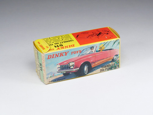 DINKY TOYS FRANCE - 511 - Peugeot 204 - Bleu Ciel - En boite