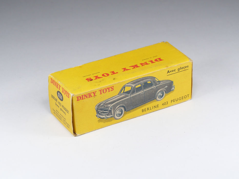 Thumbnail: DINKY TOYS FRANCE - 521 - Peugeot 403 Berline - Jantes concaves - En boite