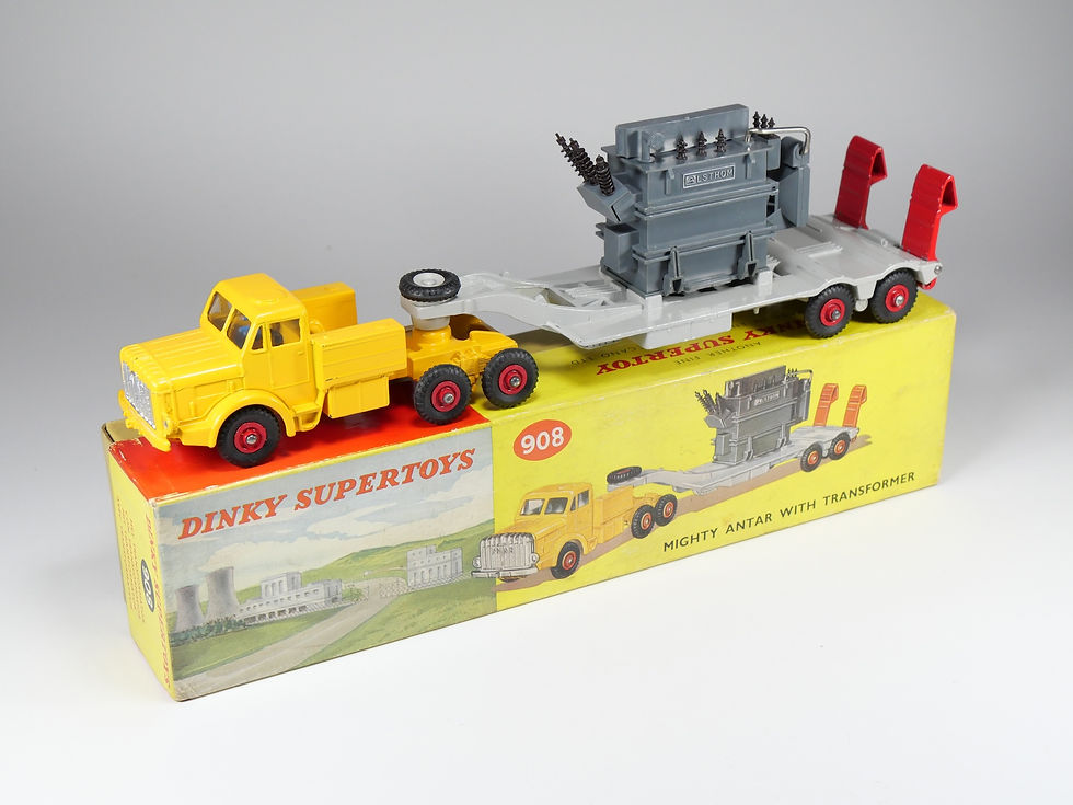 ミニカー DINKY No.908MIGHTY ANTAR WITH TRANSFORME Dinky Toys 908 Mighty Antar with Transformer - QDT