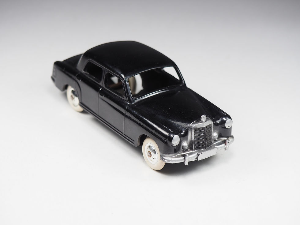 Thumbnail: CIJ - 3/12 - MERCEDES 220 - 1/43