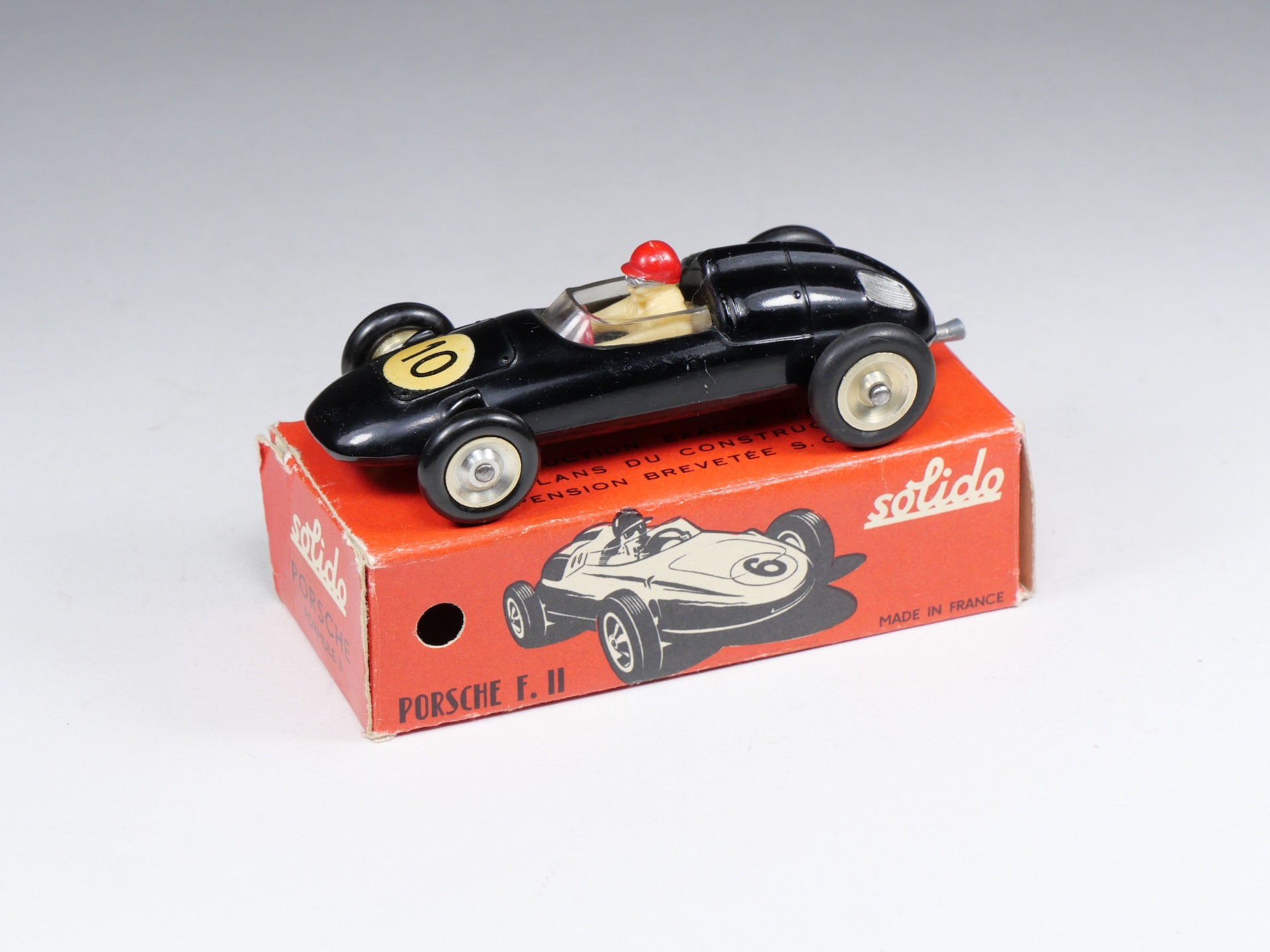 SOLIDO - 117 - Porsche F2 - Couleur Rare - En boite