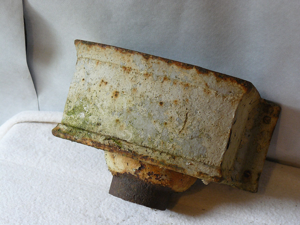 Thumbnail: Cast Iron Rainwater Hopper