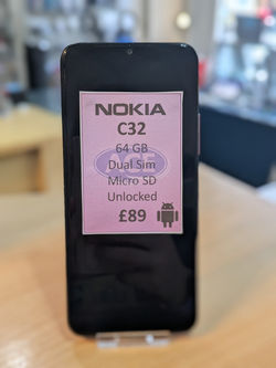 Nokia C32 £89
