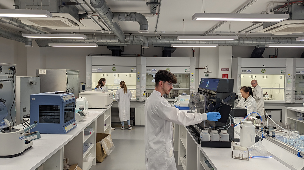 Lab analyst at an instrument