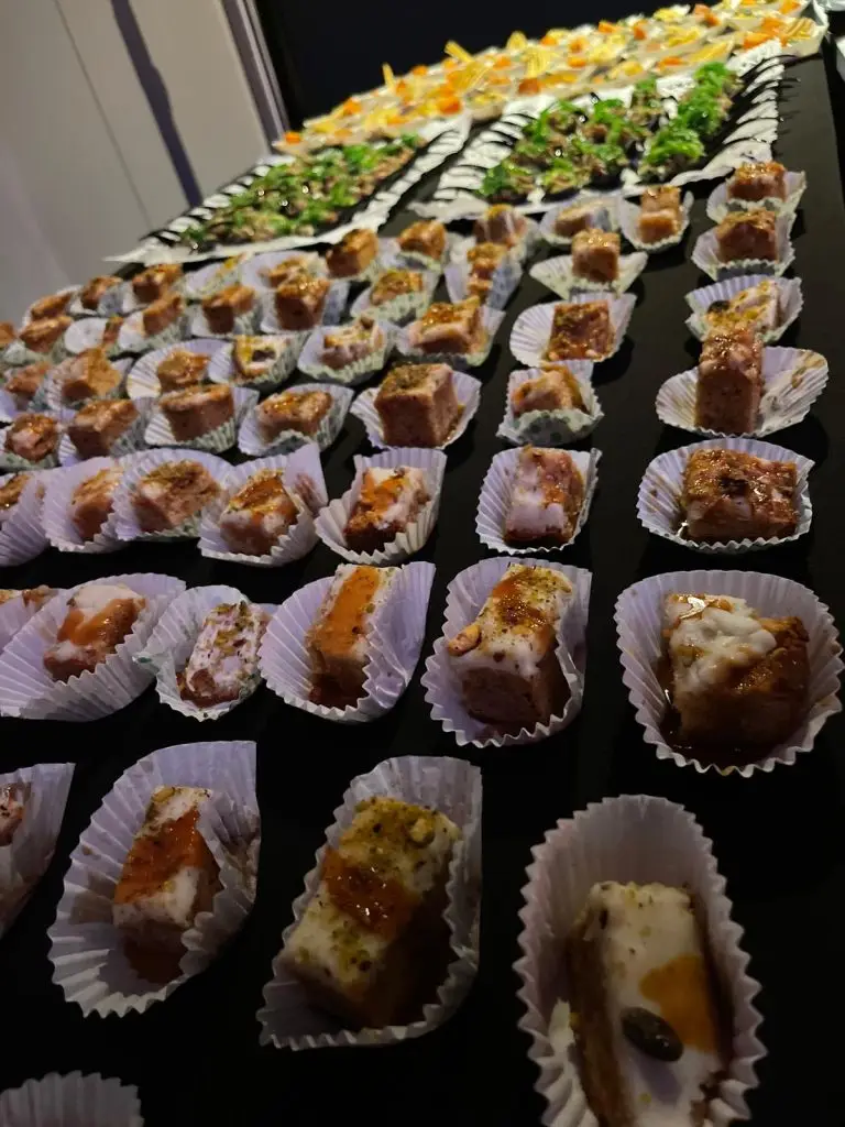 CATERING ECONÓMICO EN BARCELONA PARA FIESTAS PRIVADAS TU EVENTO INOLVIDABLE