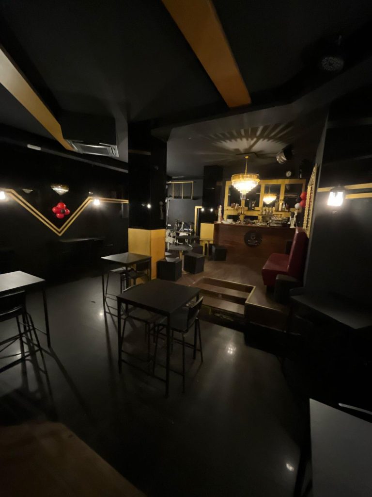 CÓMO RESERVAR TU FIESTA PRIVADA