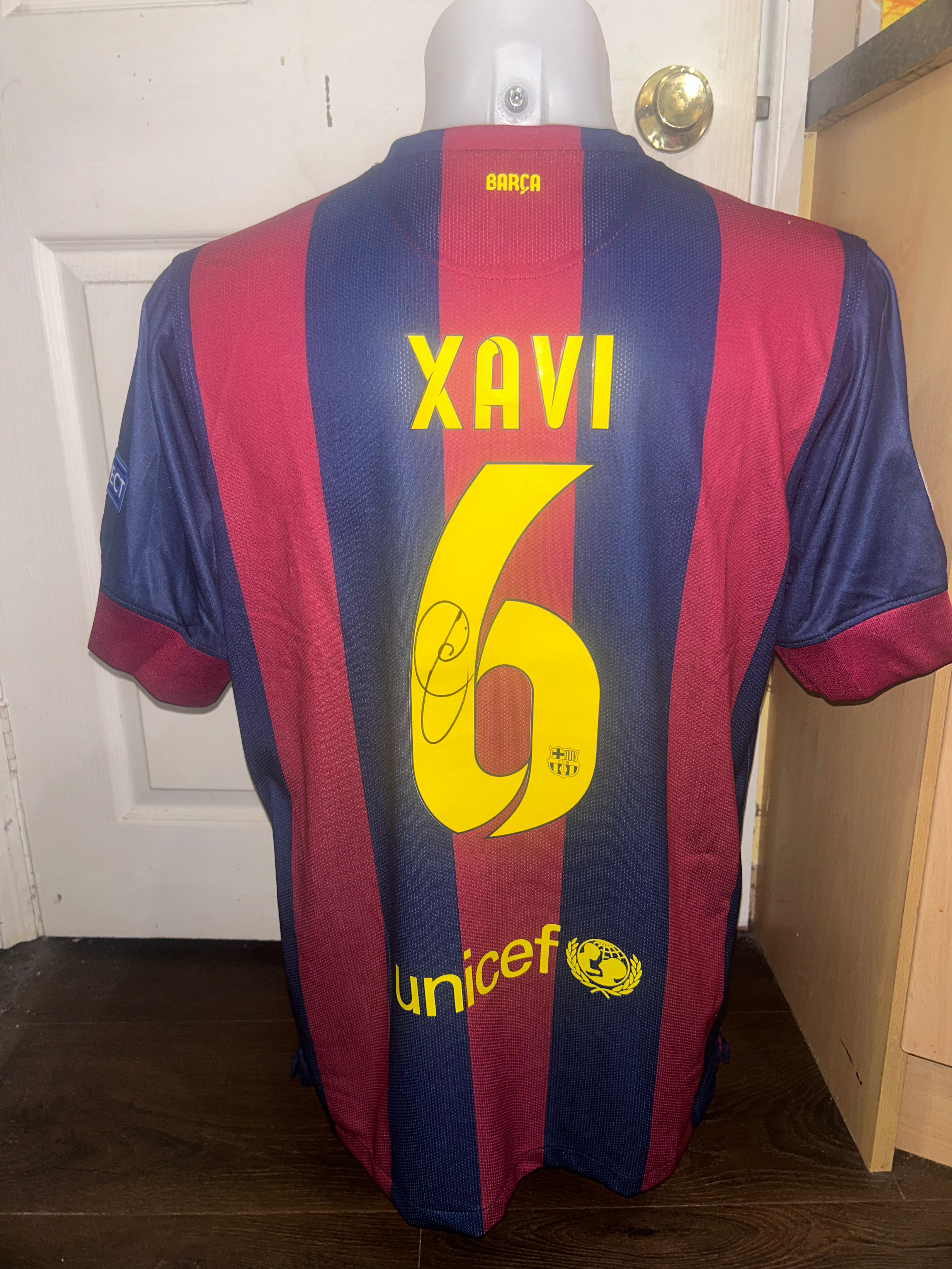 Xavi signed barcelona 2015 champions league final shirt
