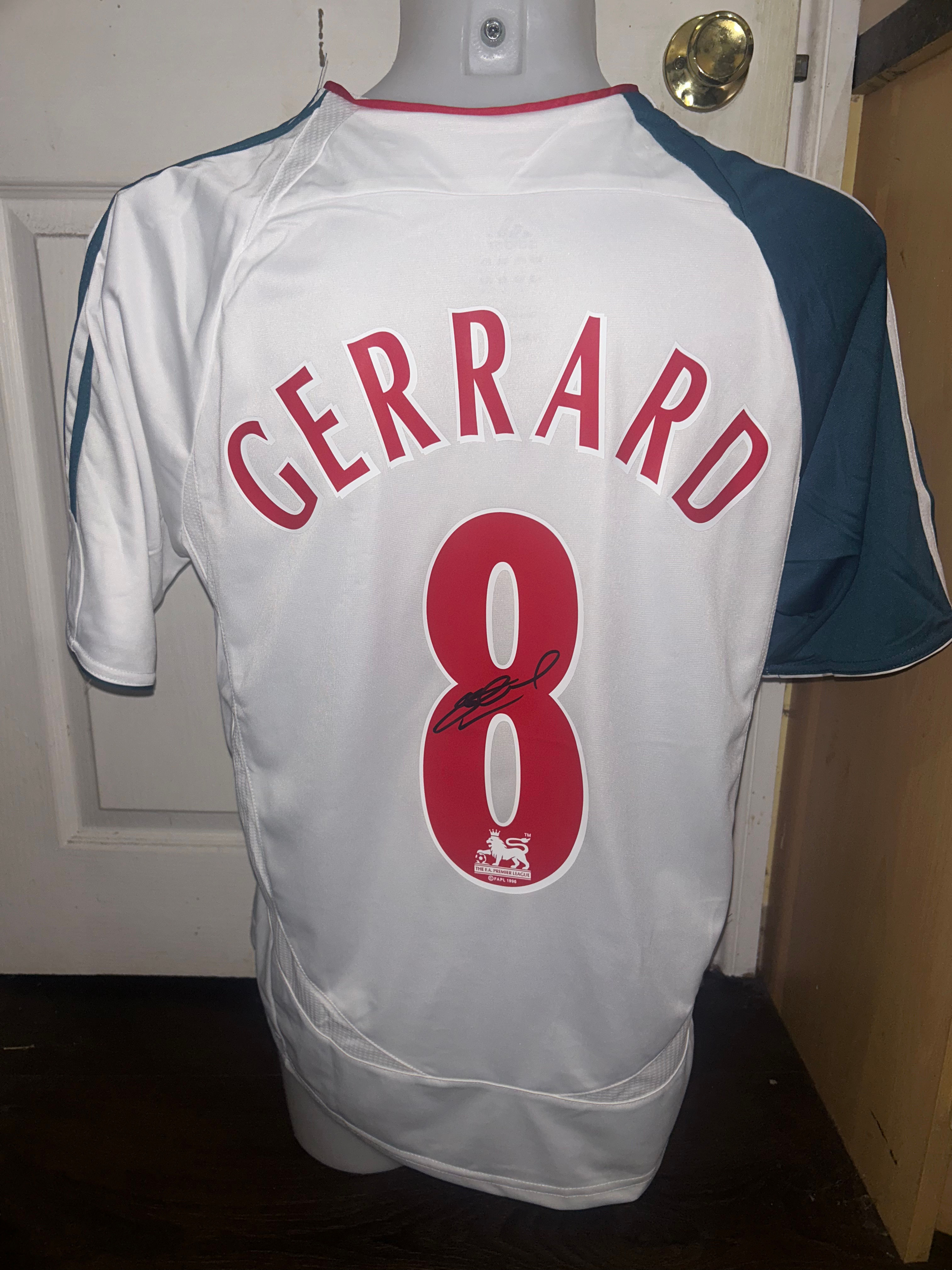 Steven Gerrard signed Liverpool 2006 3rd shirt
