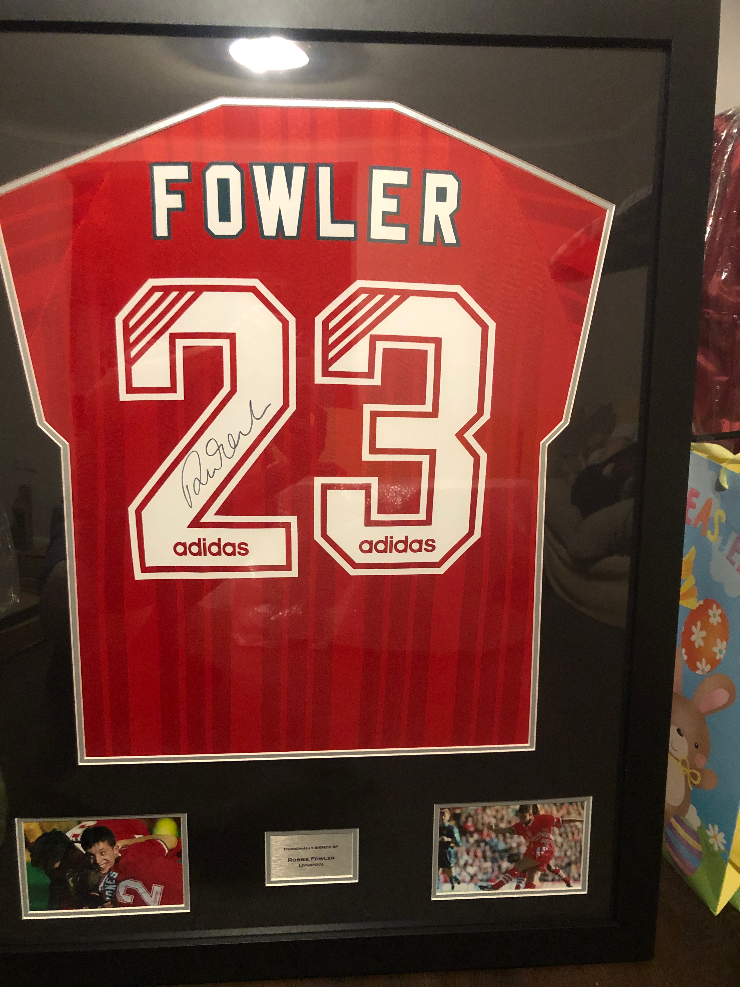 Robbie Fowler signed Liverpool 1993/95 Home shirt in a deluxe frame