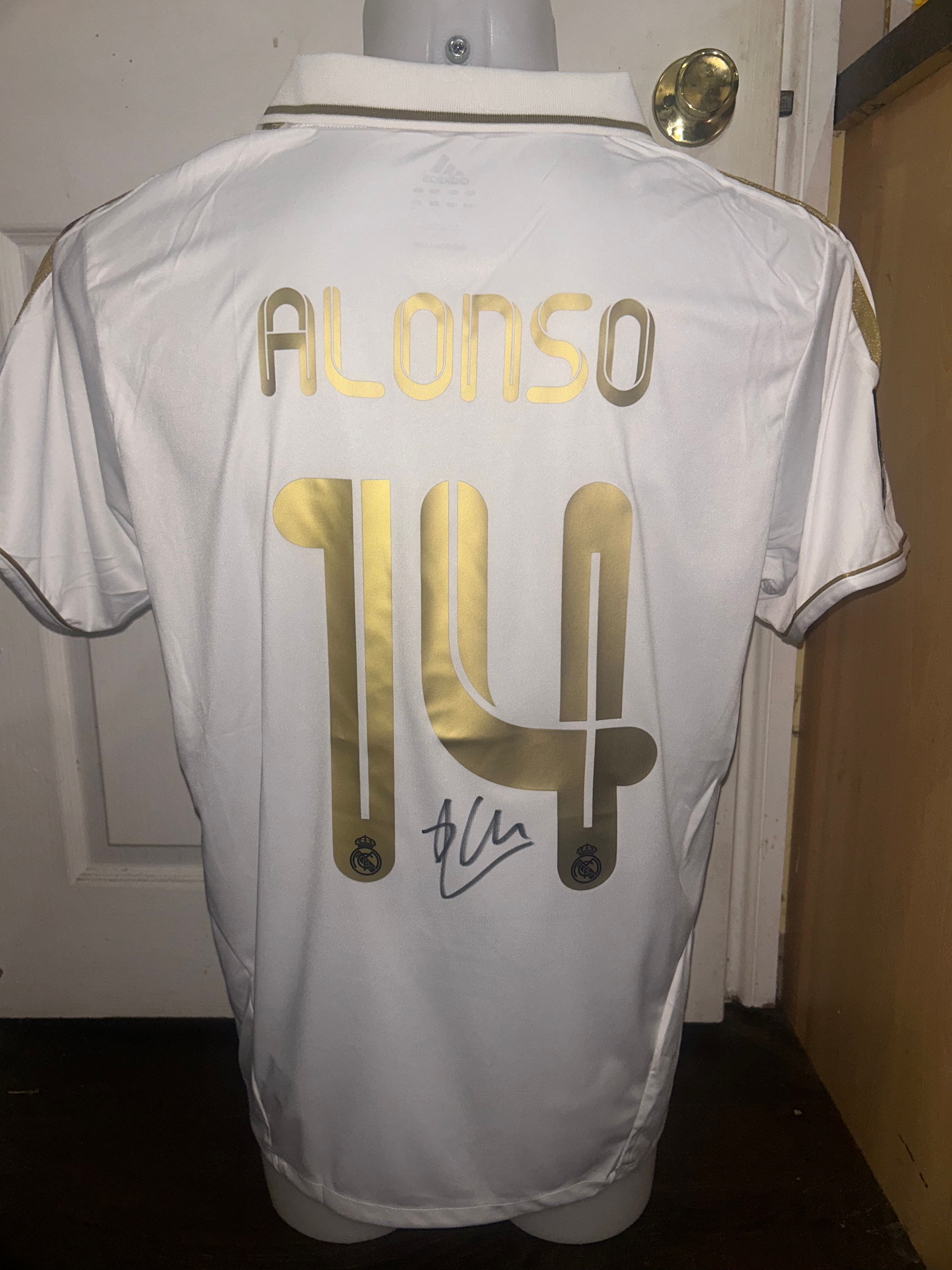 Xabi Alonso signed Real Madrid 2011/12 home shirt