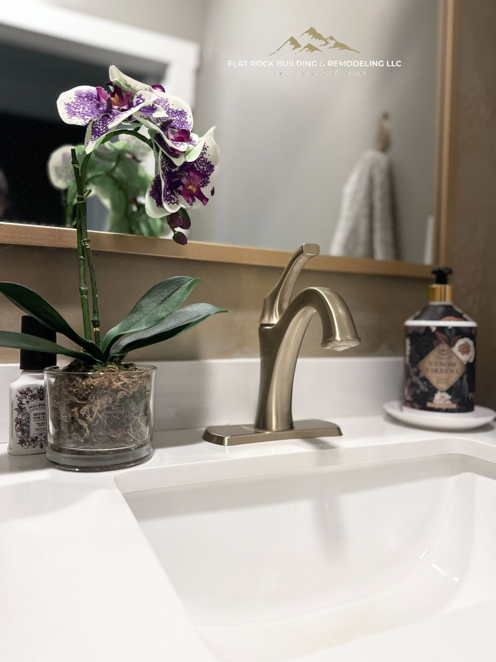 powder bathroom, guest bathroom