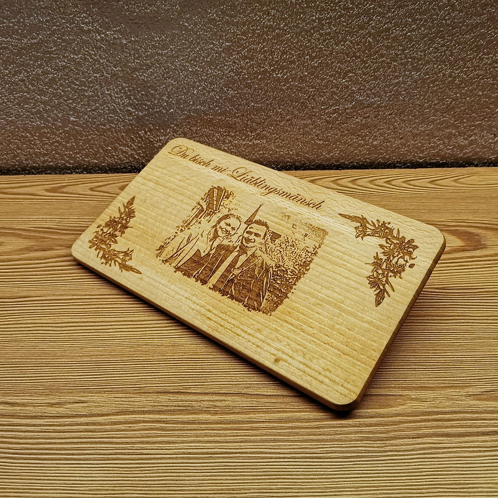 Miniaturbild: Schneidbrett Holz, Buchenbrett, Lasergravur, Fotogravur, Wunschgravur, Wunschtext, Geschenkidee, Klausumzug Sujet