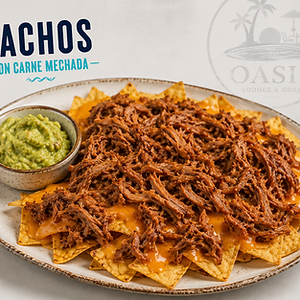 Nachos con carne mechada