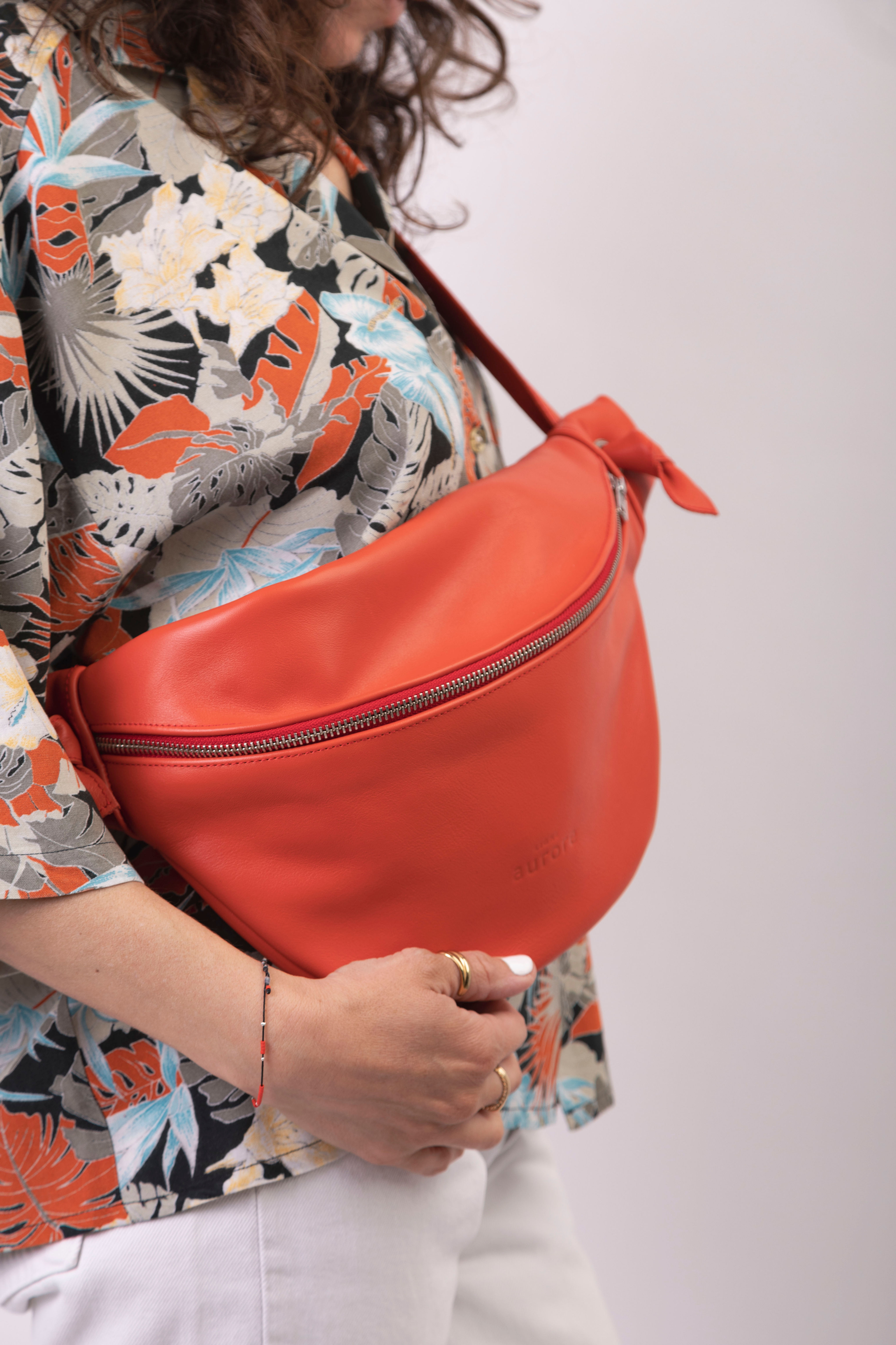 Banane XL Nina - cuir Coquelicot
