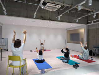 こども姿勢ヨガ