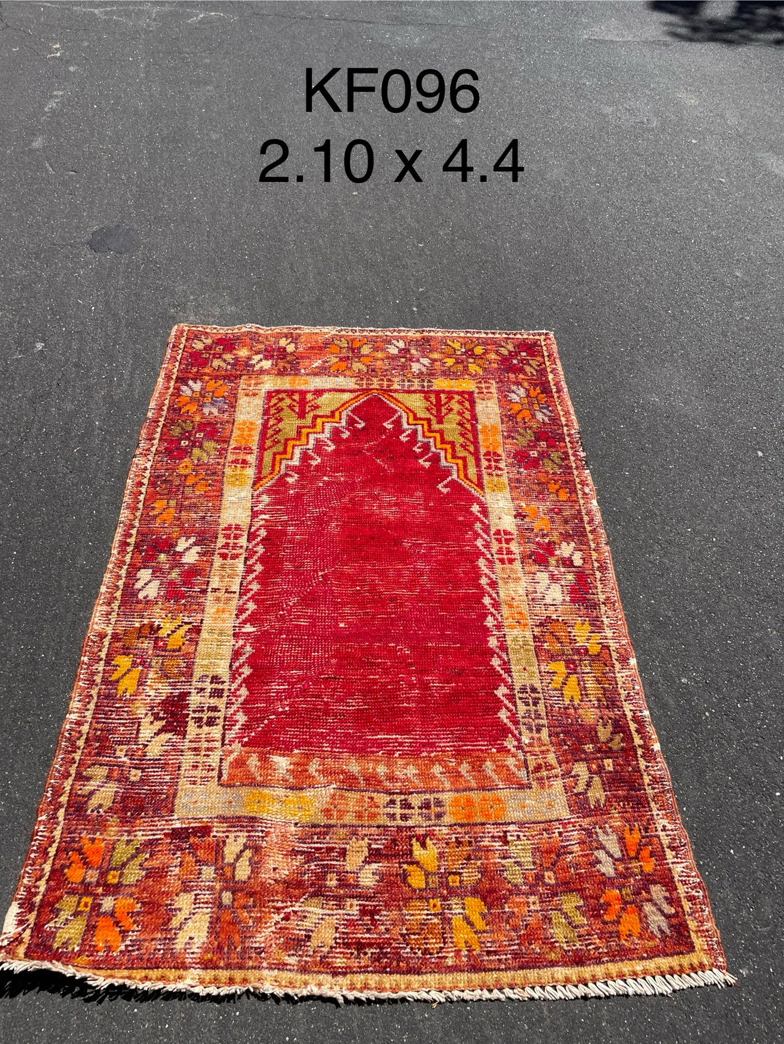 old Prayer rug - Red Beige Rug — 2'10" x 4'4"