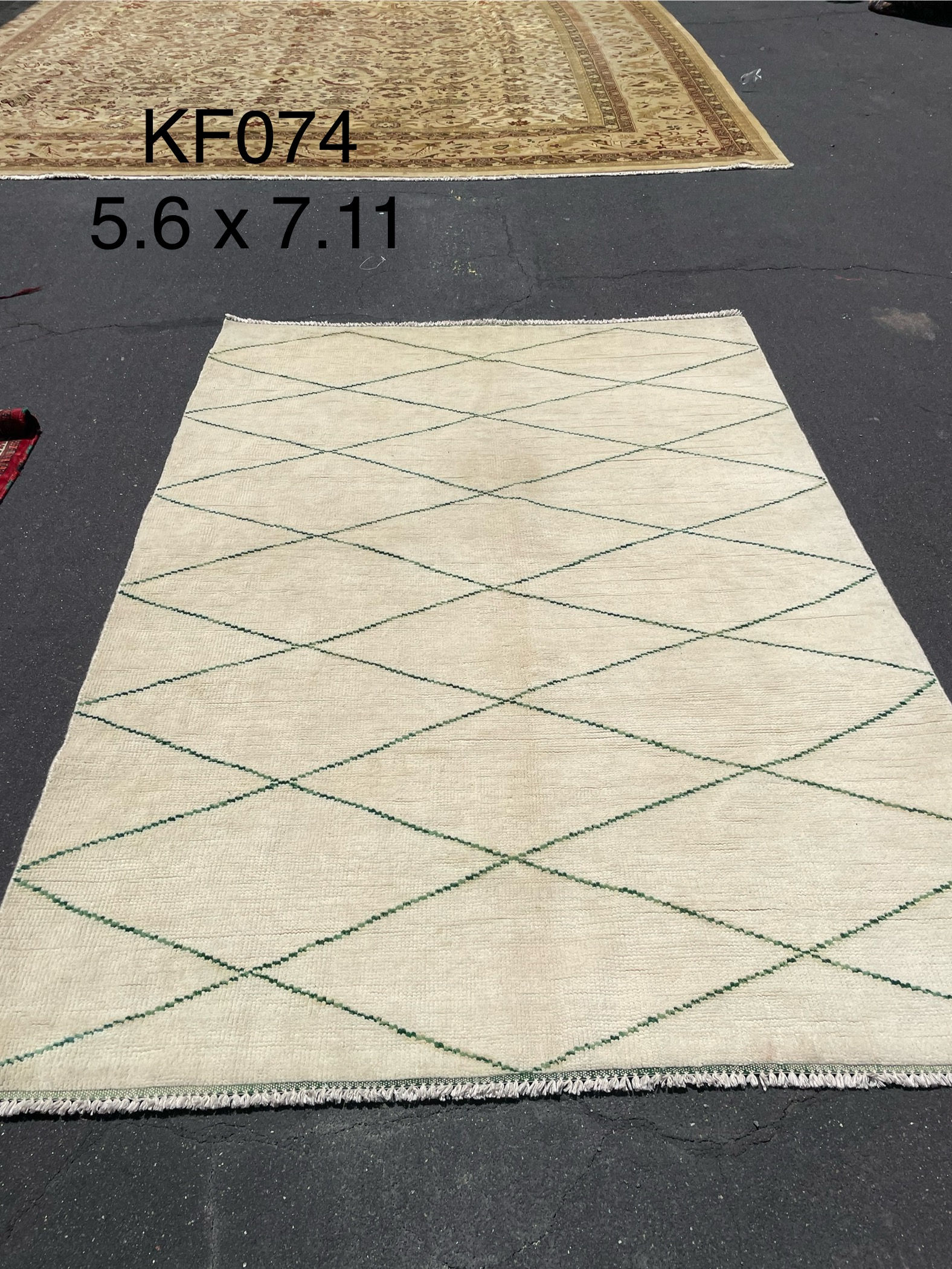 Gabbe - White Rug — 5'6" x 7'11"