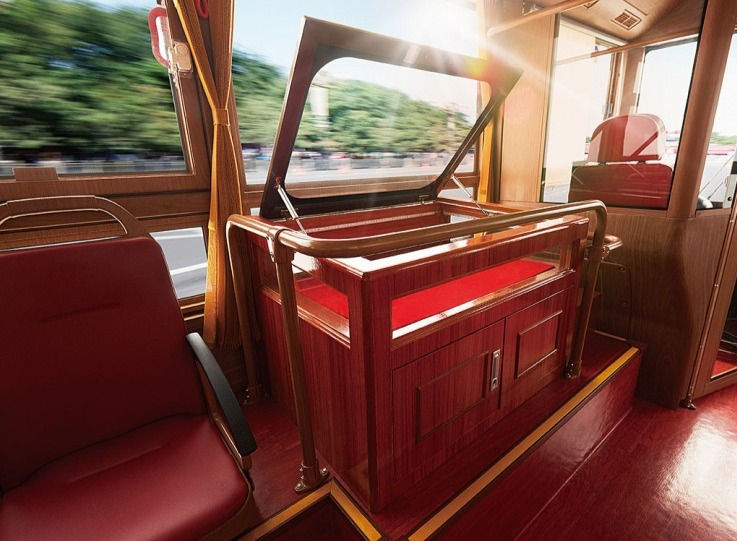 थंबनेल: 10.5m Vintage Bus