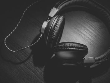 How to Listen to Your Teen Better in 3 Easy Steps