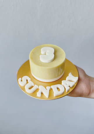 Petite MSW Durian Dog Cake