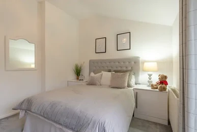 Manchester House Retreat — property photo 19