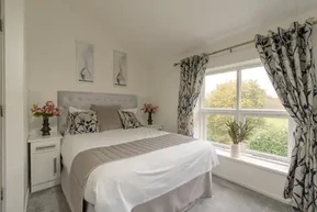 Manchester House Retreat — property photo 12