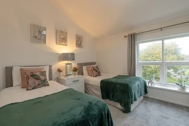 Manchester House Retreat — property photo 22