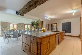 Harrogate House Retreat — property photo 5