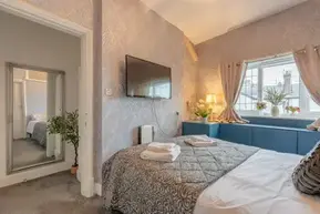 Southport Rabbit Retreat — property photo 5