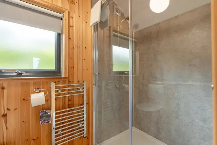 Greendale Glamping - Sunrise Pod — property photo 10