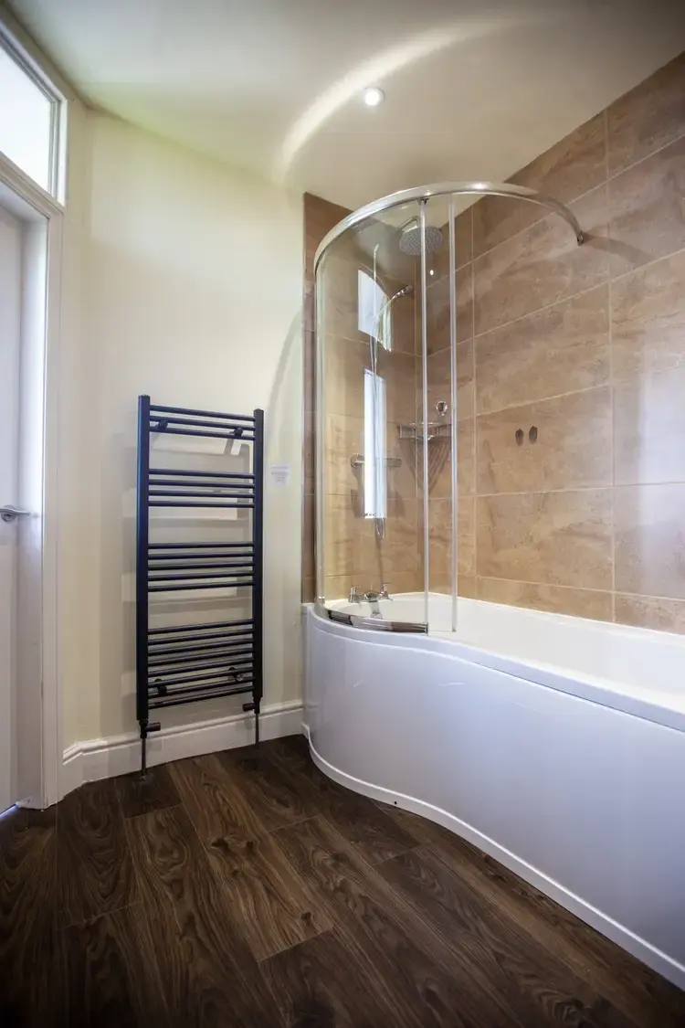 Hawthorn Suite at Greendale House — property photo 10