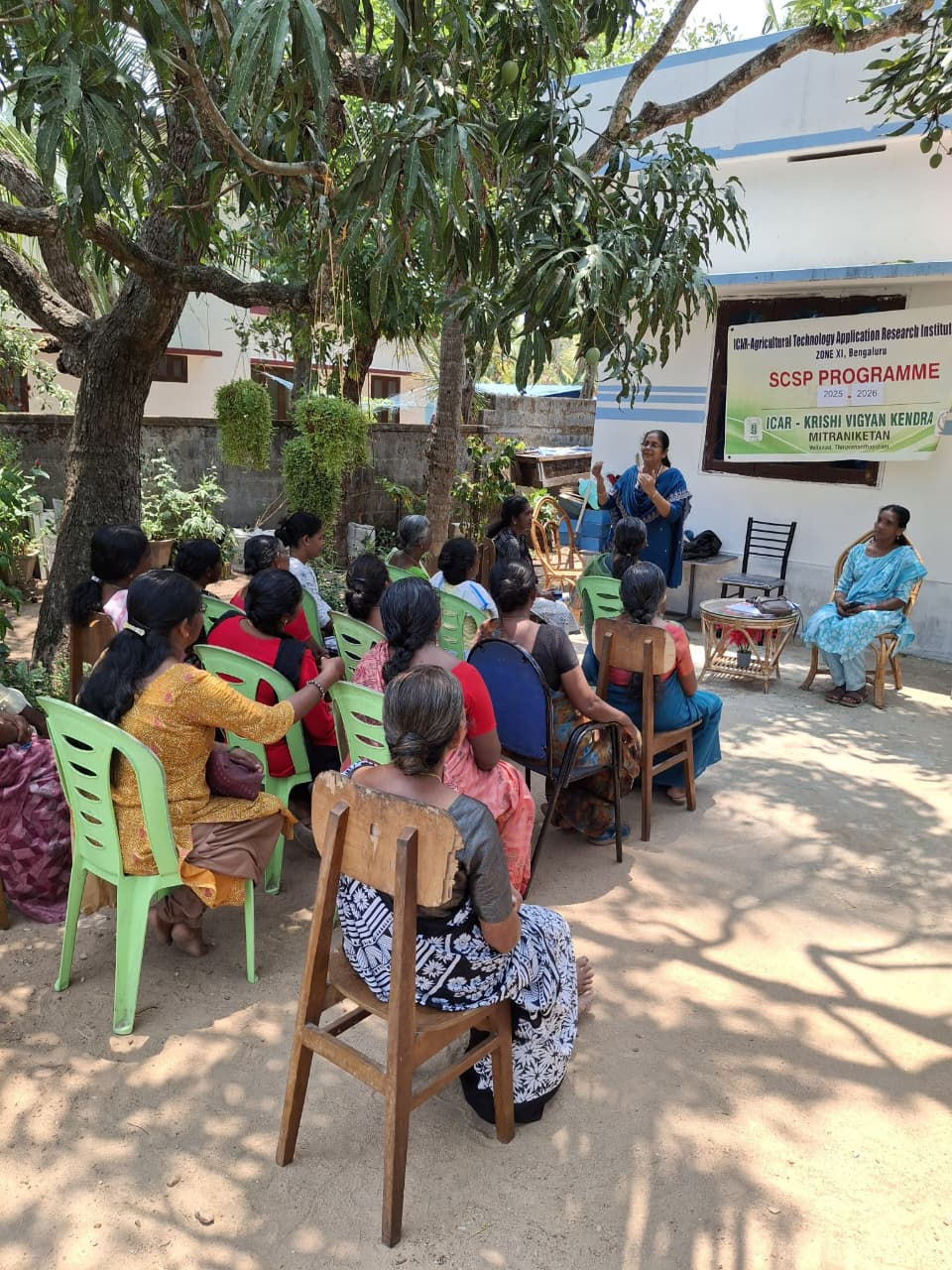 Training, method demonstration and input distribution to SC farmers for ginger cultivation in grow bags