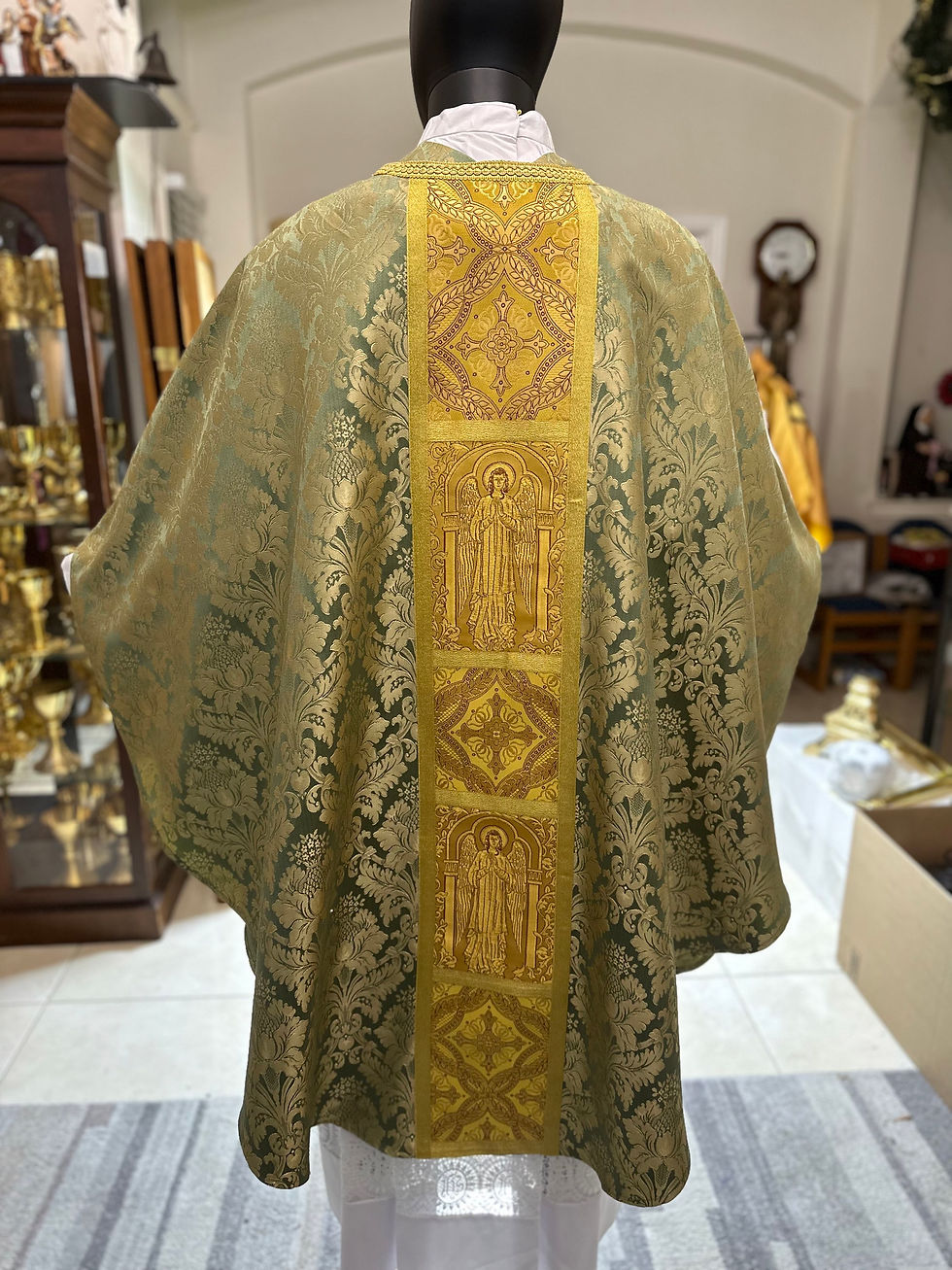Thumbnail: Green Chasuble set - Christ, King of the Universe