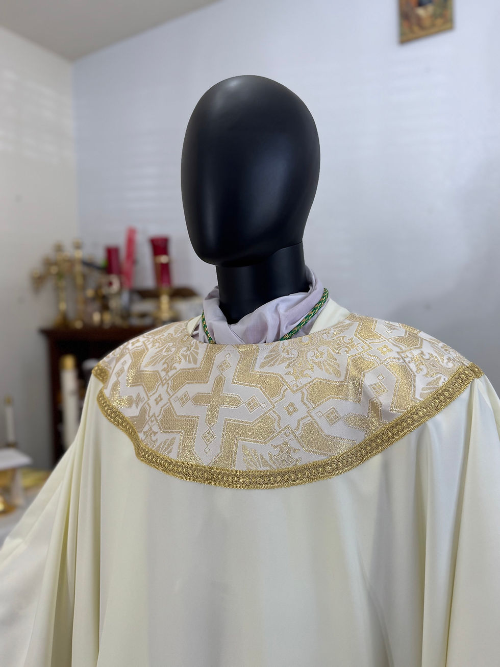 Thumbnail: White Gold  Gothic  Chasuble + Stole 