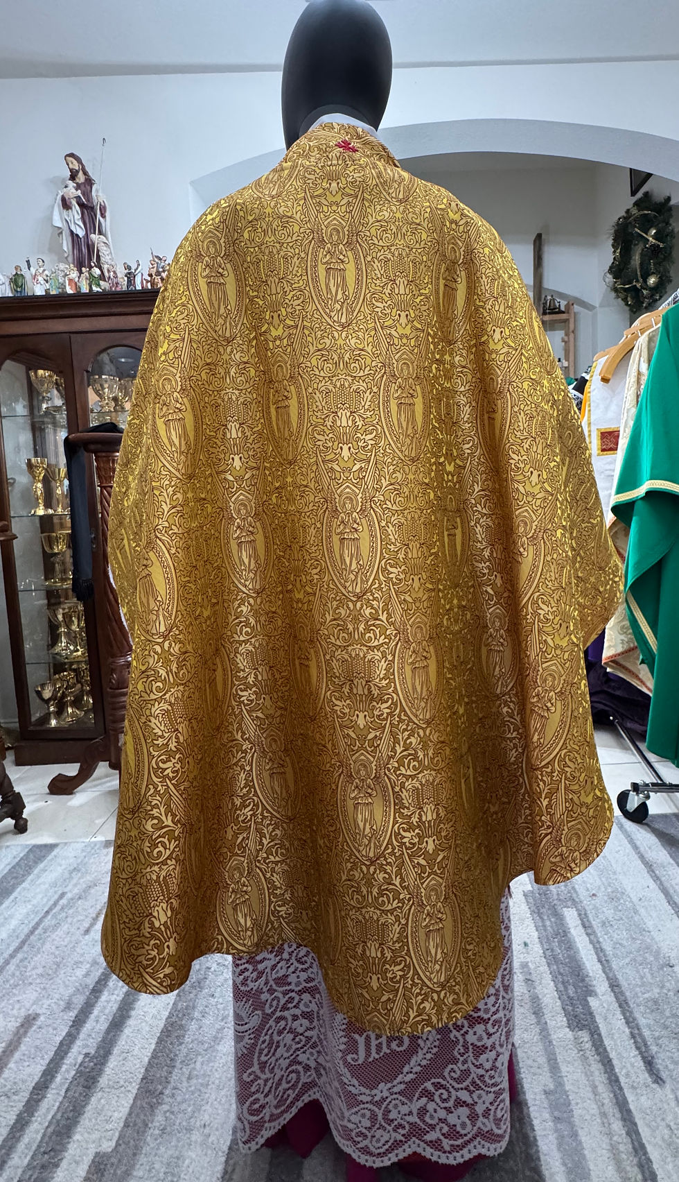 Thumbnail: Gold Angelic Gothic Chasuble + Stole (plain)