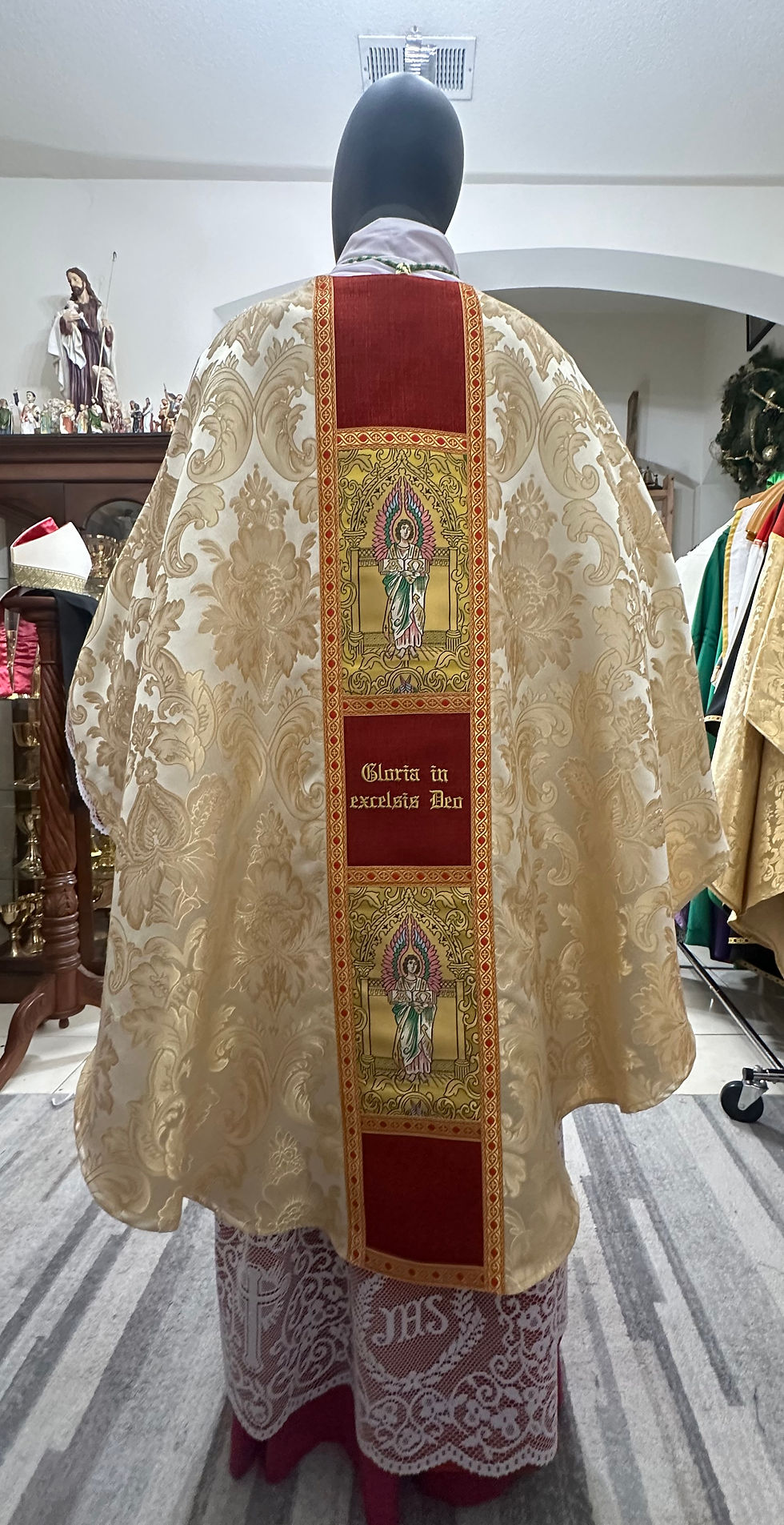 Thumbnail: Gold Gothic Chasuble + Stole ( Baby Jesus )