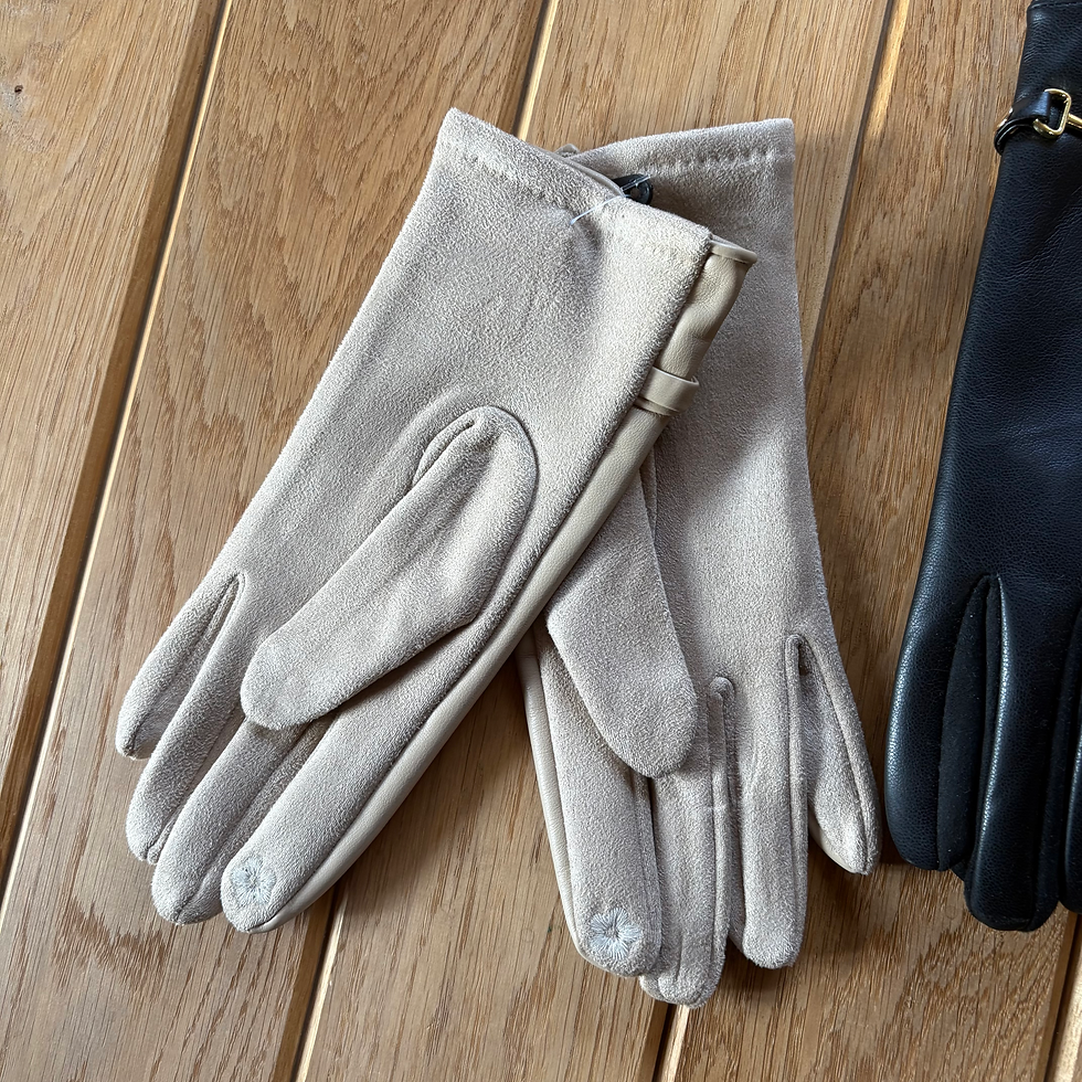 Thumbnail: BNWT Snaffle Gloves 4 Colours
