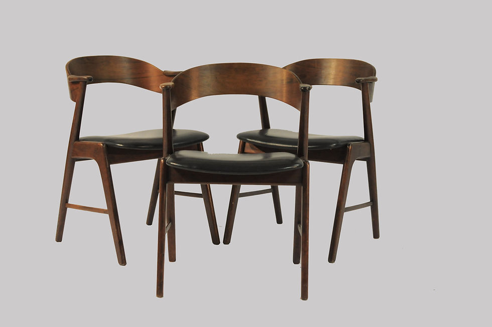 Thumbnail: 1960s Sets of Model 32 Rosewood Dining Chairs by Korup Stolefabrik